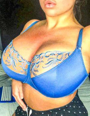 Original 704 px/ 909 px