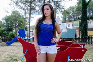 Original 2000 px/ 1325 px