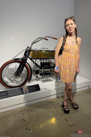 Original 2000 px/ 3000 px