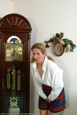 Original 682 px/ 1024 px