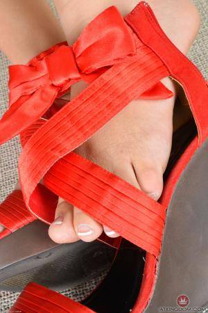 Original 2000 px/ 3000 px