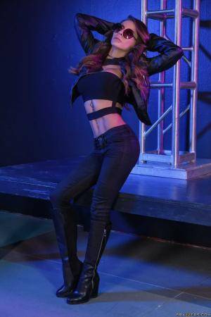 Original 1663 px/ 2495 px