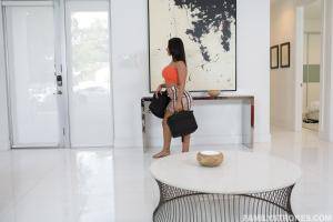 FamilyStrokes Rose Monroe - Staycation Sex Blues 225x 1620x1080 01-17-2019_41294924