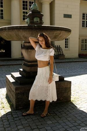 Original 1280 px/ 1920 px