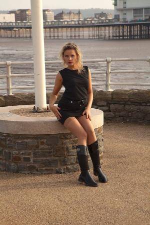 Original 854 px/ 1280 px