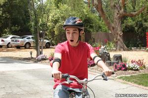 Original 2000 px/ 1333 px