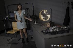 Original 2998 px/ 2001 px