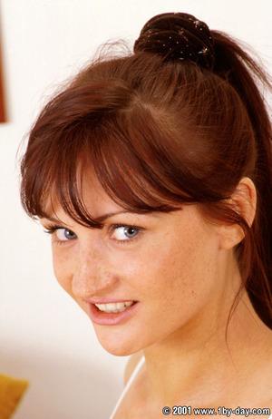 #DDF HotLegsAndFeet - Sandra Kay