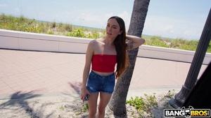 Original 1278 px/ 719 px