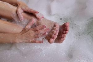 Original 2048 px/ 1365 px