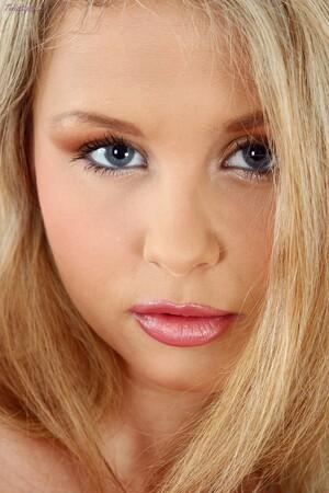 Original 854 px/ 1280 px