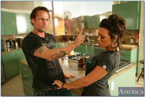 Original 850 px/ 571 px