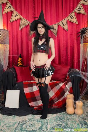 Original 2333 px/ 3500 px