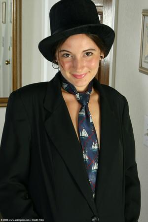 Original 682 px/ 1024 px