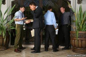 Original 765 px/ 510 px