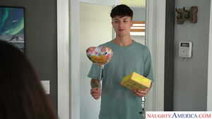 Original 2500 px/ 1406 px