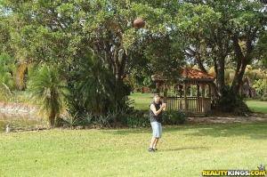 Original 3840 px/ 2548 px