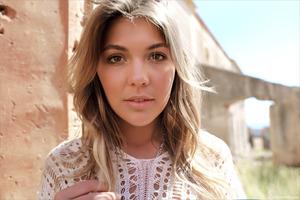 Original 3000 px/ 2001 px