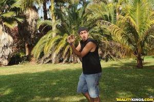 Original 3840 px/ 2548 px