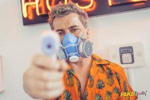 Original 3000 px/ 2000 px