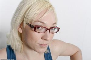 Original 1600 px/ 1064 px