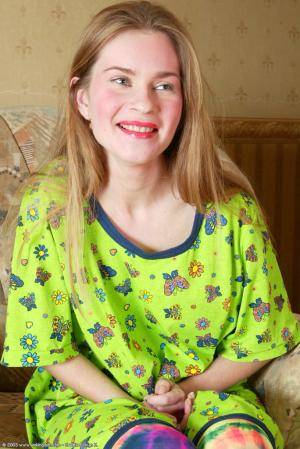 Original 684 px/ 1024 px