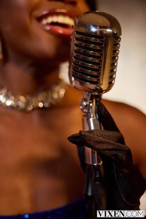 Original 1440 px/ 2160 px