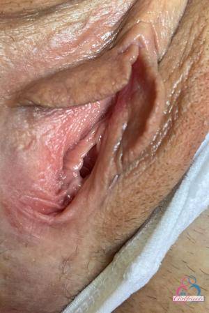 Original 854 px/ 1280 px