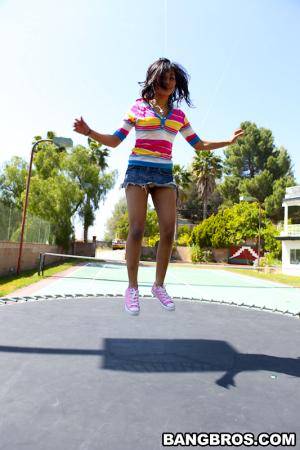 Original 533 px/ 800 px