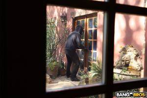 Original 2000 px/ 1333 px