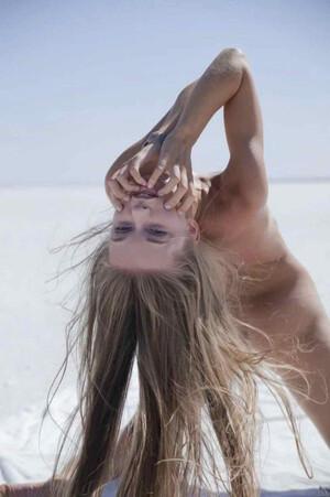 Original 853 px/ 1281 px