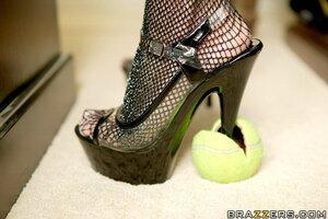 Original 900 px/ 599 px