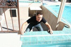 Original 900 px/ 600 px