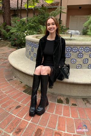 Original 2000 px/ 3000 px