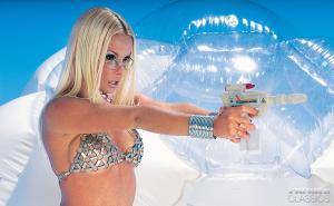 Original 3200 px/ 1978 px