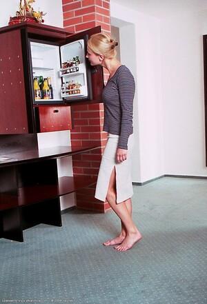 Original 683 px/ 1004 px