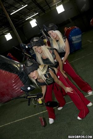 Original 533 px/ 800 px