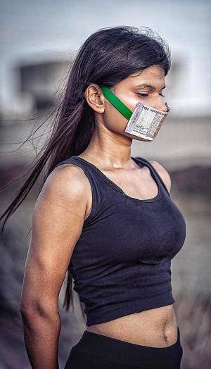 Original 458 px/ 800 px