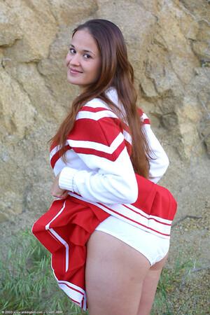 Original 682 px/ 1024 px