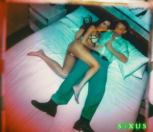 Original 3000 px/ 2576 px