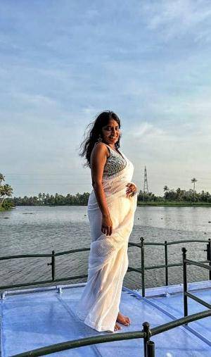 Original 378 px/ 640 px