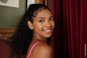 Original 8011 px/ 5343 px