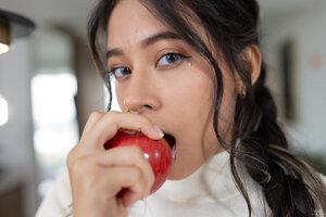 Original 8192 px/ 5464 px