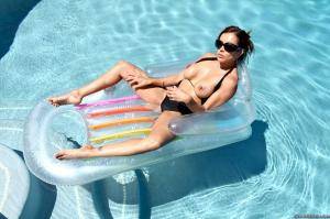 Original 2495 px/ 1663 px