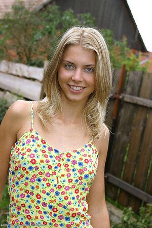 Original 683 px/ 1024 px