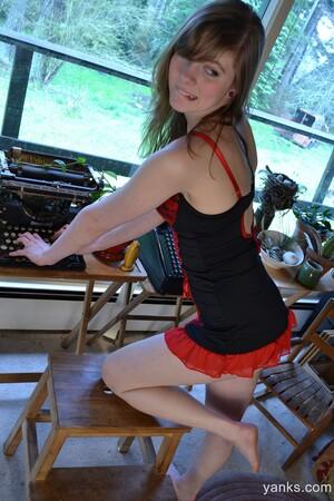 Original 1877 px/ 2816 px