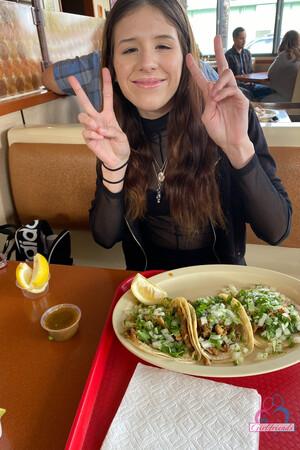 Original 2000 px/ 3000 px