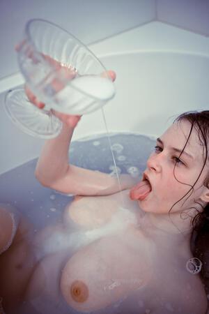 Original 3744 px/ 5616 px