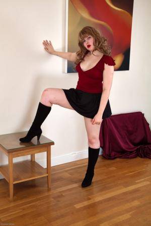 Original 682 px/ 1024 px