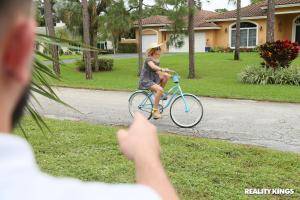 Original 3000 px/ 2000 px